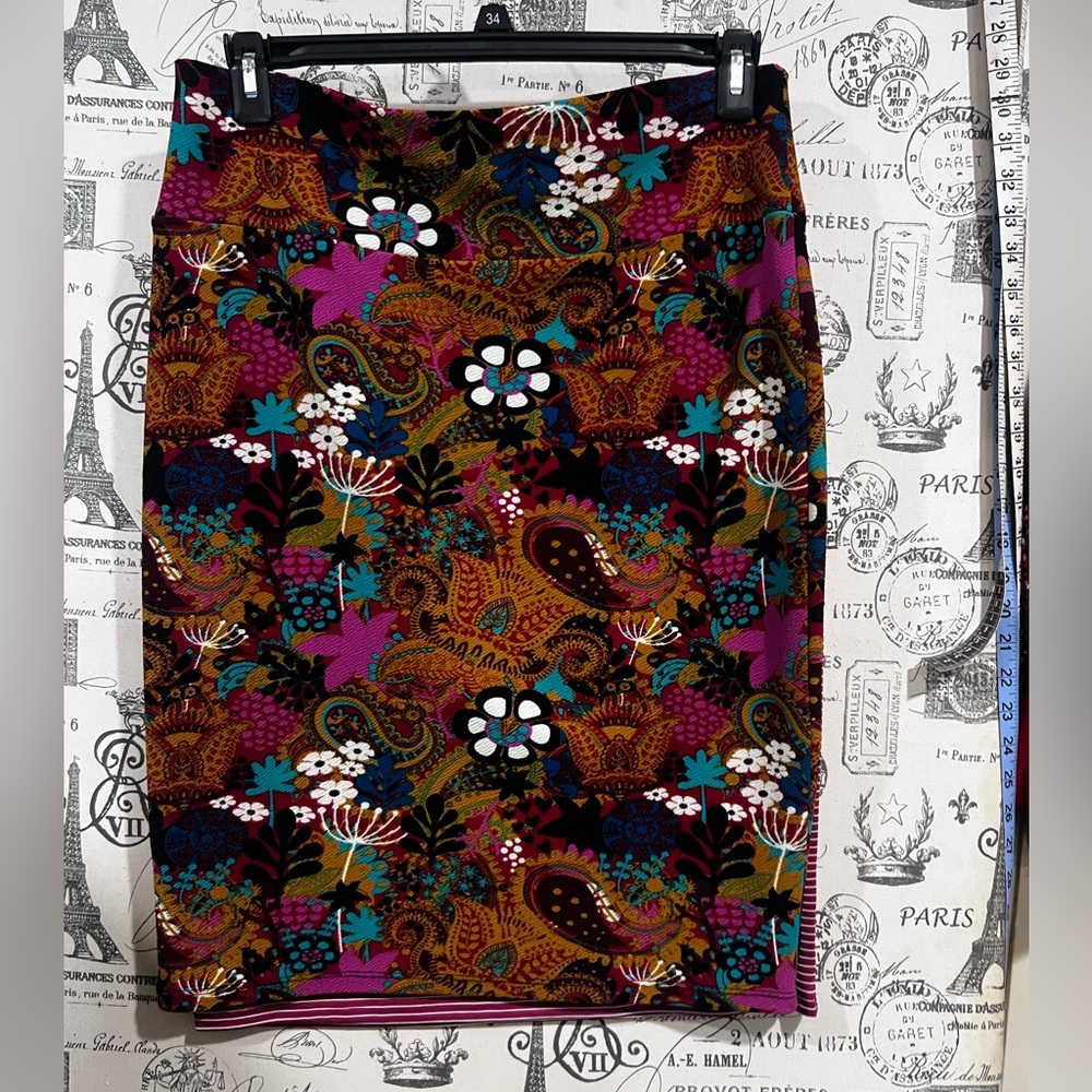 LuLaRoe Cassie Pencil Skirt Large Floral Paisley Multicolor Stretch - Picture 6 of 11